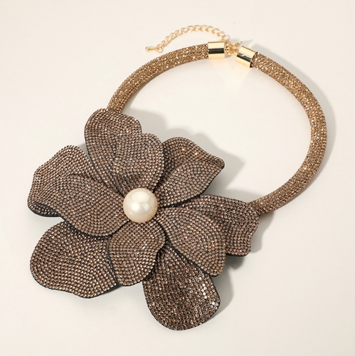 FLOWER NECKLACE BZ