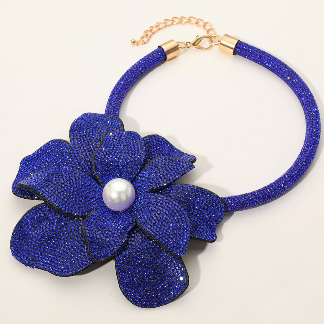 FLOWER NECKLACE BL