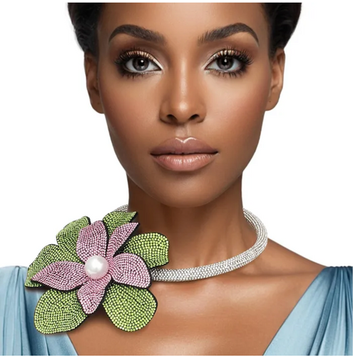 FLOWER NECKLACE P&G